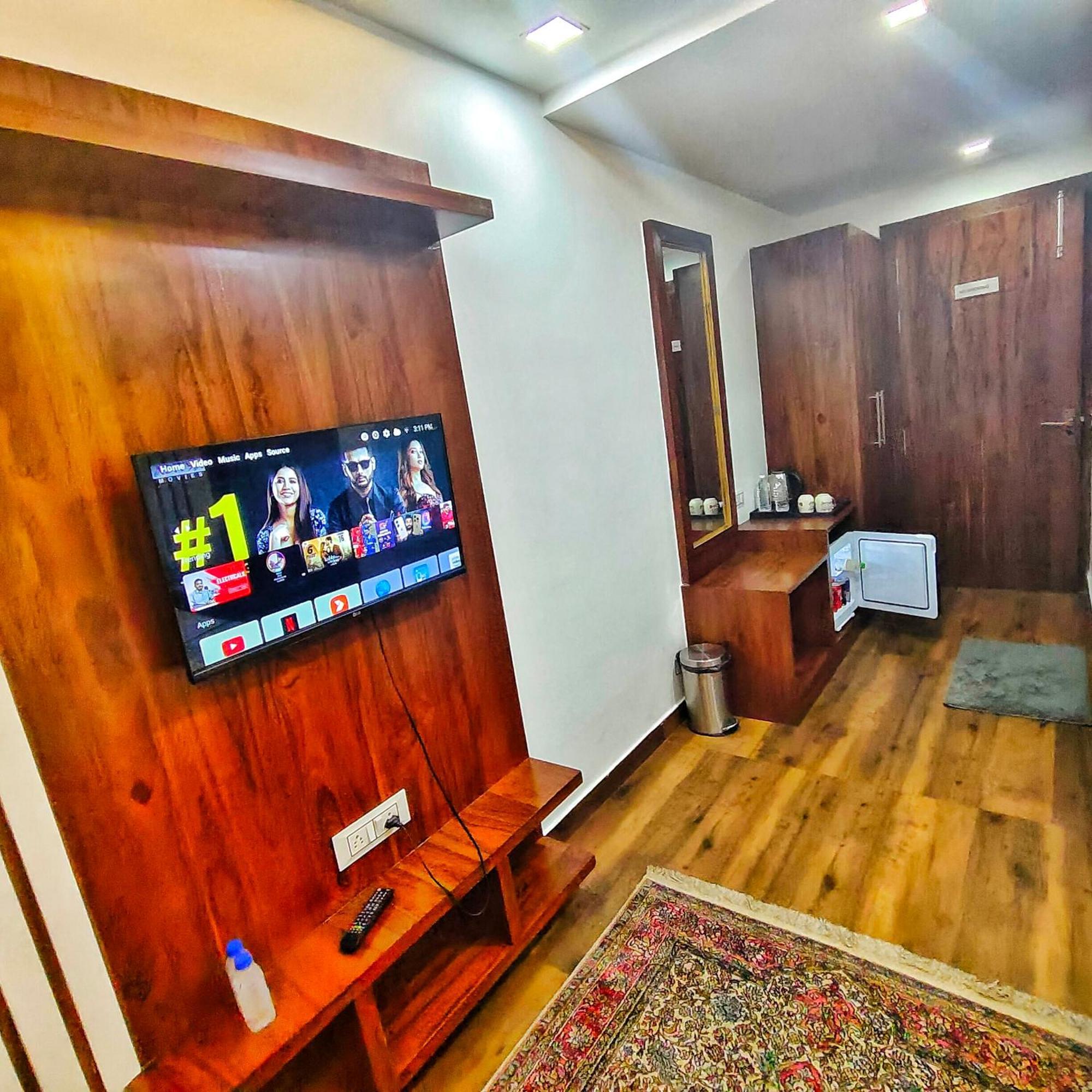 Rich Grand Hotel آغْرا المظهر الخارجي الصورة